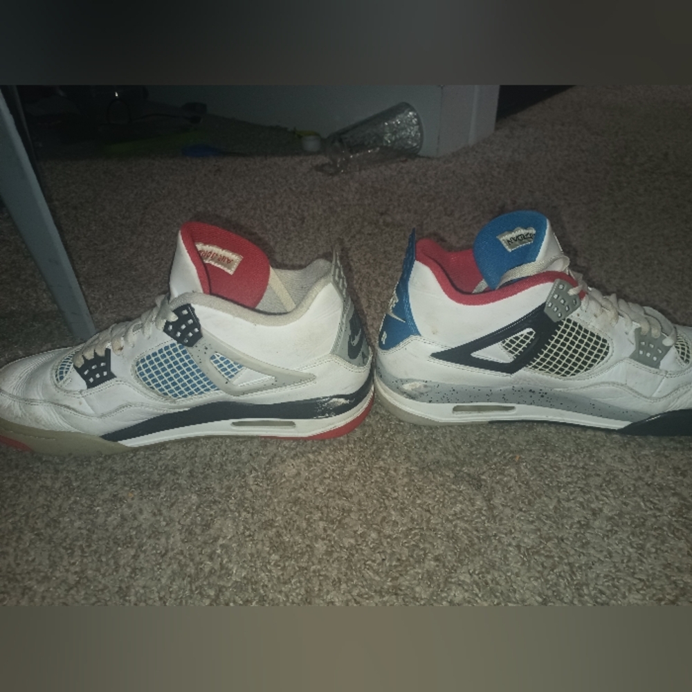 Air Jordan 4 Retro - Picture 4 of 11